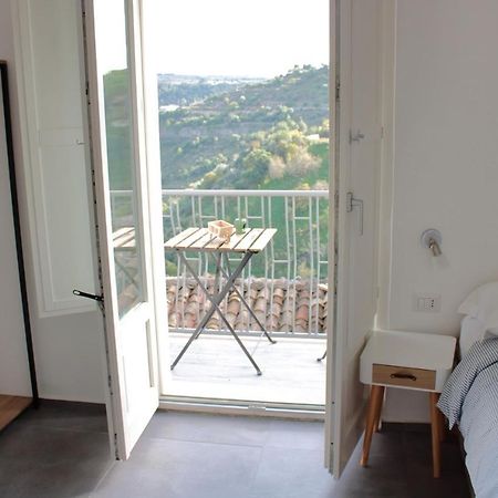 Terrazza Torrenuova Apartment Ragusa Bagian luar foto