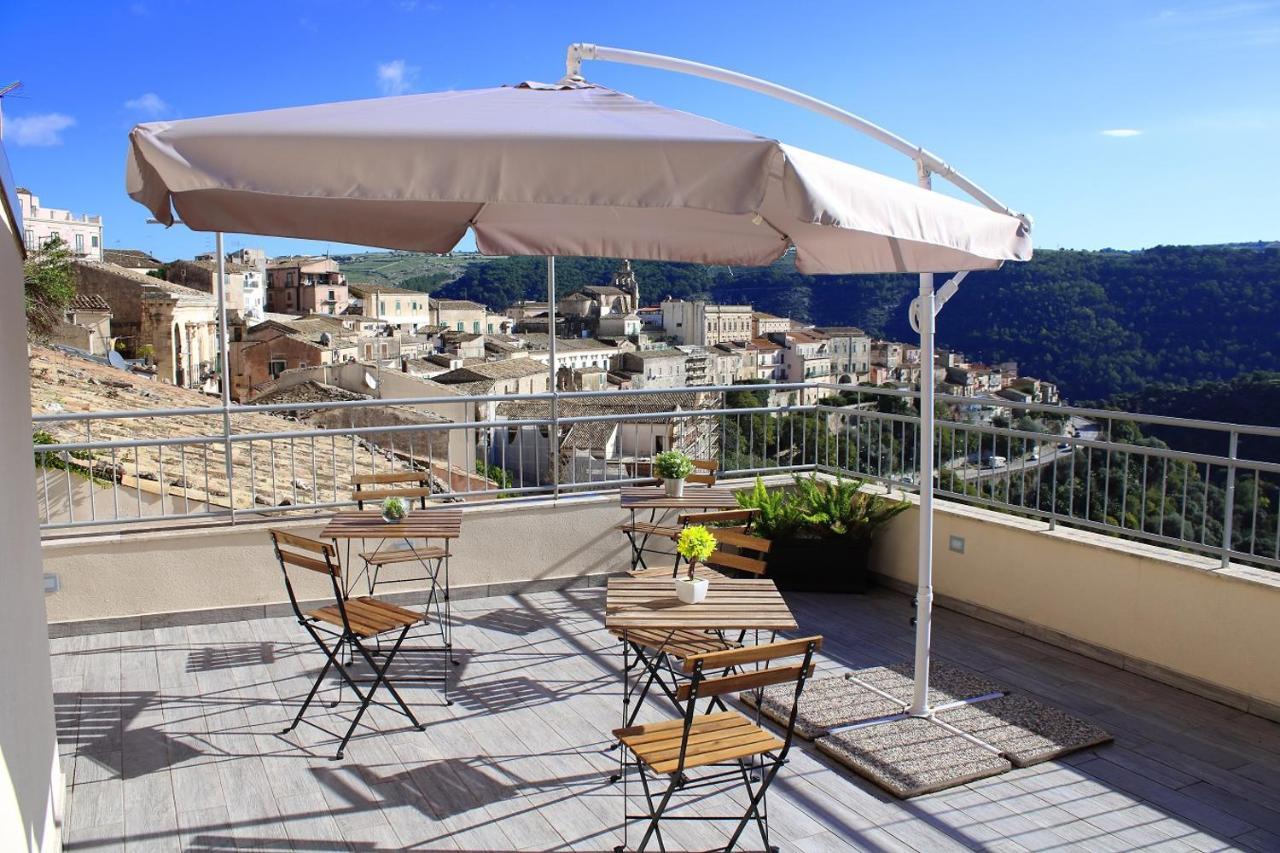 Terrazza Torrenuova Apartment Ragusa Bagian luar foto