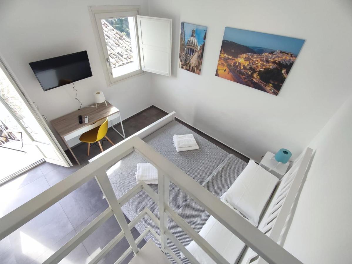 Terrazza Torrenuova Apartment Ragusa Bagian luar foto